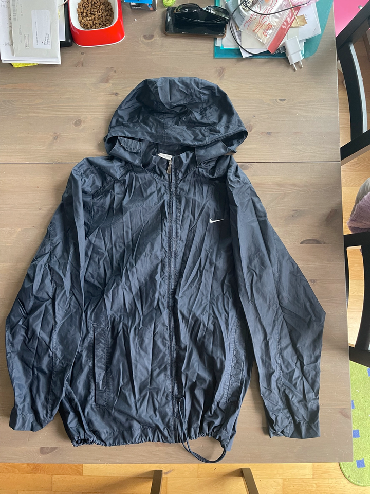 Jacke, schwarz, Nike, Gr. ??